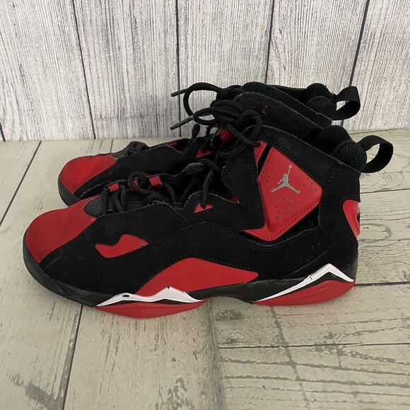 Nike Air Jordan Boys True Flight CU4934-001 Red Black Sneaker Shoes Size 7Y - Picture 4 of 8